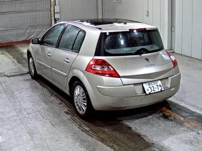 RENAULT MEGANE