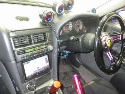 NISSAN SKYLINE