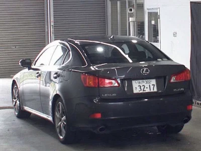 LEXUS IS