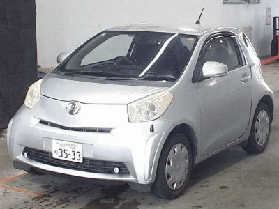 TOYOTA IQ
