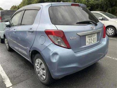 TOYOTA VITZ