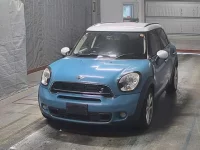 MINI MINI CROSSOVER