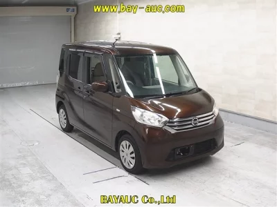 NISSAN DAYZ ROOX