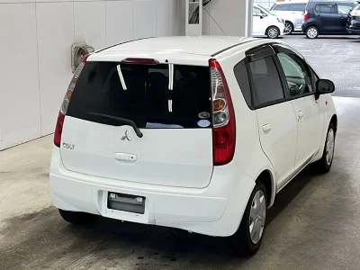 MITSUBISHI COLT