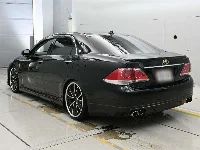 Цена авто Toyota Crown с аукционов Японии, номер кузова GRS200, пробег 96 000, оценка 2
