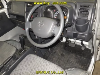 NISSAN CLIPPER TRUCK