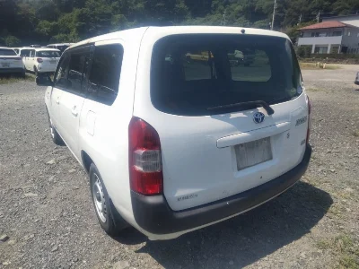 TOYOTA SUCCEED
