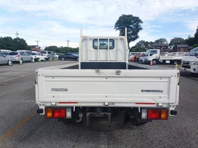 MAZDA TITAN