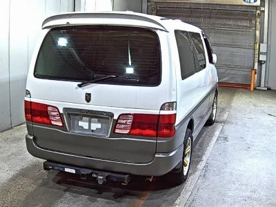 TOYOTA GRANVIA