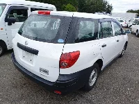 Цена авто Nissan AD с аукционов Японии, номер кузова VY12, пробег 174 000, оценка 4