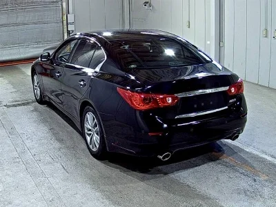 NISSAN SKYLINE