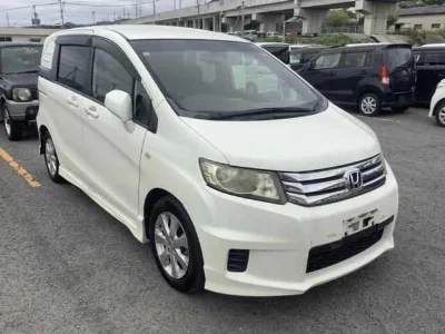 HONDA FREED SPIKE