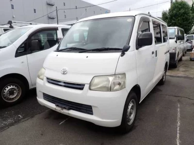 TOYOTA TOWN ACE VAN