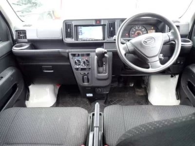 DAIHATSU HIJET VAN
