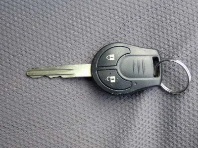 NISSAN AD