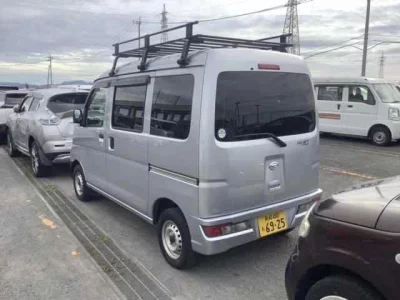 DAIHATSU HIJET VAN