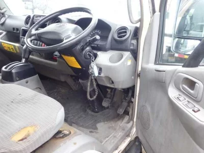 TOYOTA DYNA