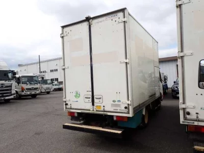 TOYOTA DYNA