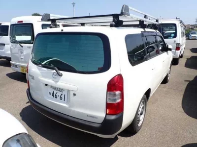 MAZDA FAMILIA VAN