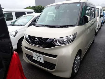 NISSAN ROOX
