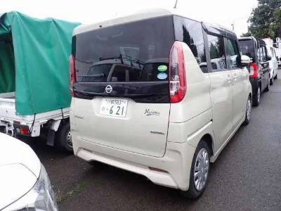 NISSAN ROOX