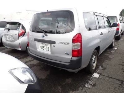 TOYOTA SUCCEED