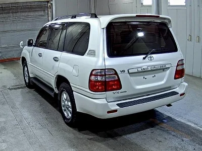 TOYOTA LAND CRUISER