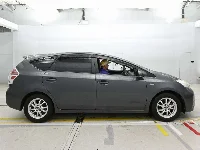 Цена авто Toyota Prius Alpha с аукционов Японии, номер кузова ZVW40W, пробег 80 000, оценка 8