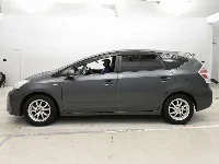 Цена авто Toyota Prius Alpha с аукционов Японии, номер кузова ZVW40W, пробег 80 000, оценка 8