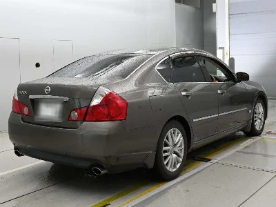 NISSAN FUGA