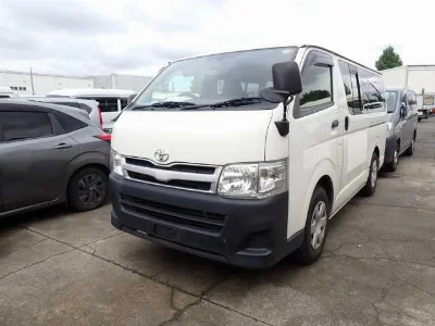 TOYOTA REGIUS VAN