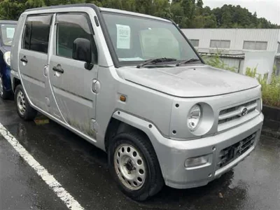 DAIHATSU NAKED