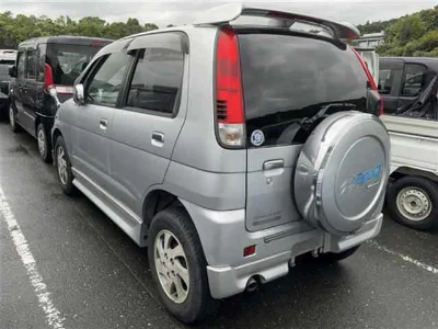 DAIHATSU TERIOS KID
