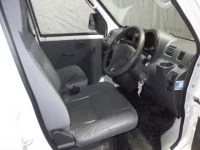 Цена авто Subaru SAMBAR VAN с аукционов Японии, номер кузова S331B, пробег 111 000, оценка 7