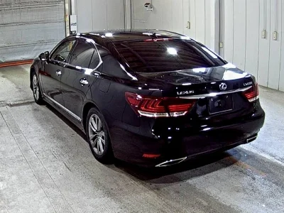 LEXUS LS