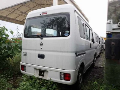 NISSAN CLIPPER VAN