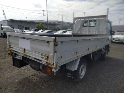 TOYOTA DYNA