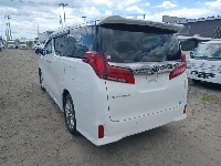 Цена авто Toyota Alphard с аукционов Японии, номер кузова AGH35W, пробег 143 000, оценка 8