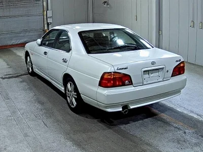 NISSAN LAUREL