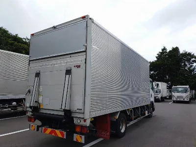 ISUZU FORWARD