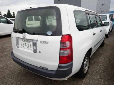 TOYOTA SUCCEED