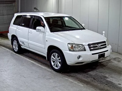TOYOTA KLUGER