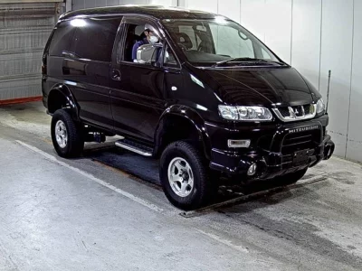 MITSUBISHI DELICA
