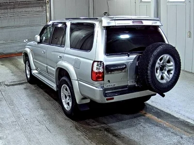 TOYOTA HILUX SURF
