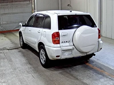 TOYOTA RAV4 J