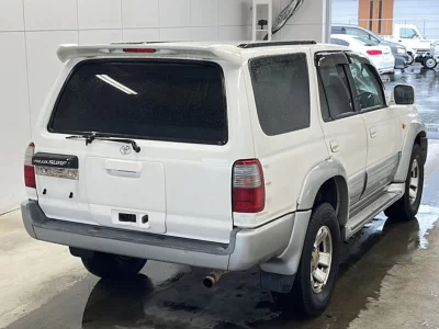 TOYOTA HILUX SURF