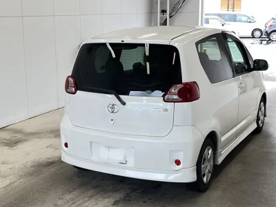 TOYOTA PORTE