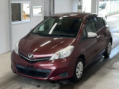TOYOTA VITZ