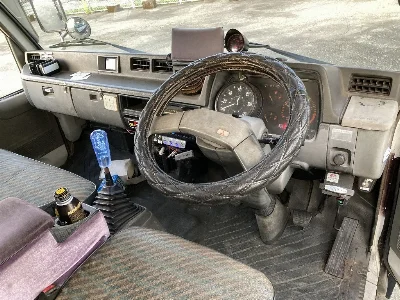 MITSUBISHI CANTER