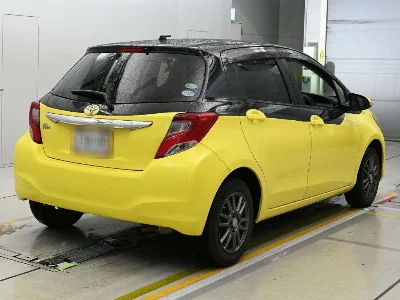 TOYOTA VITZ